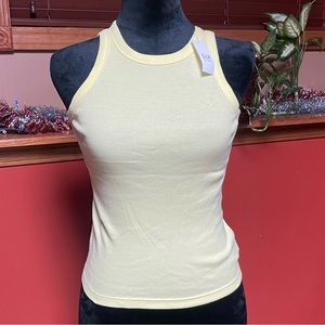 GAP KIDS YELLOW TANK TOP. NWT.    SIZE LARGE (10)